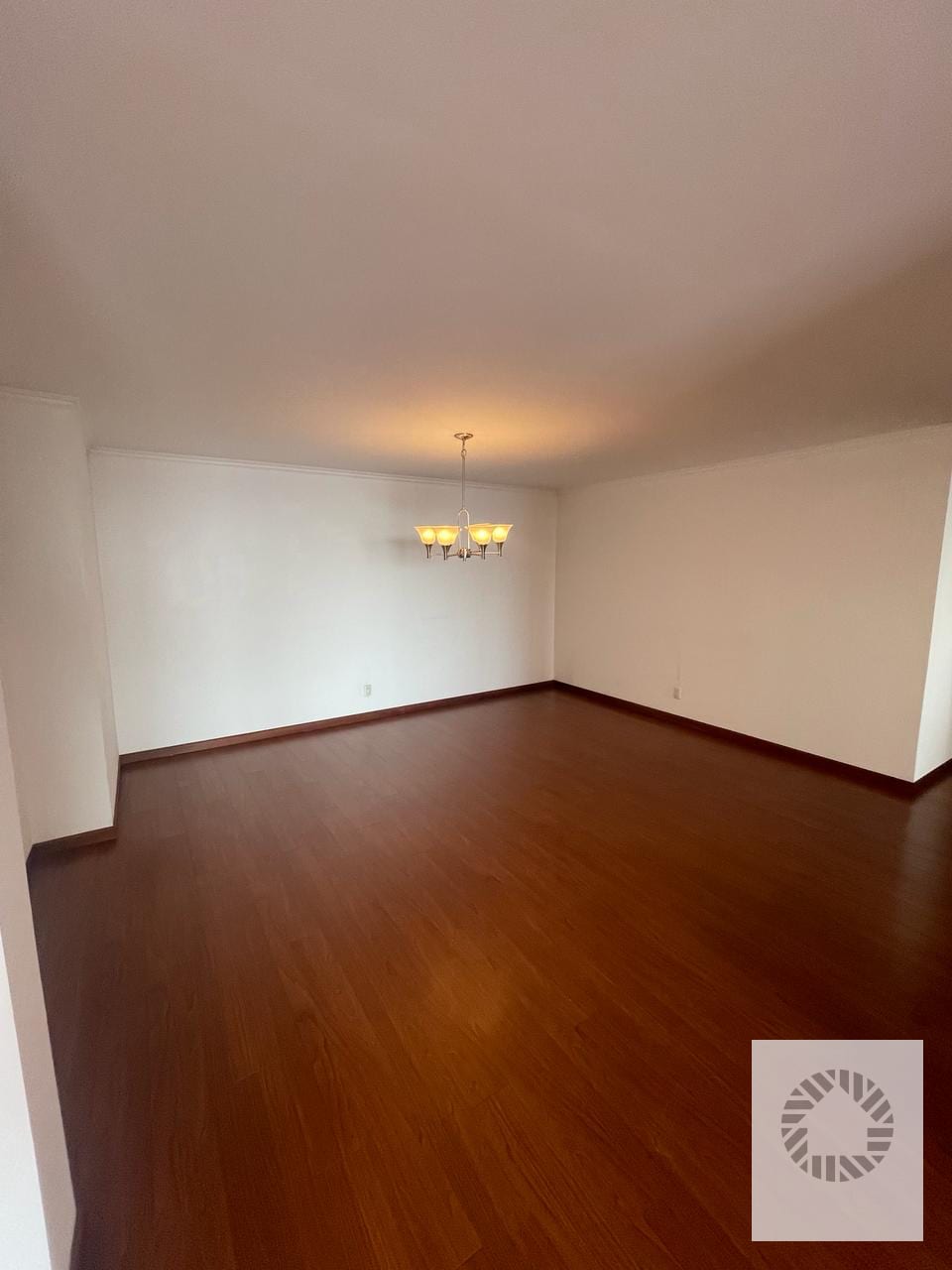 Rento Amplio Apartamento Edificio Boticelli, Zona 15 — Edificio en Alquiler en Botticelli, Zona 15, Guatemala, Ciudad — foto 9 de 15
