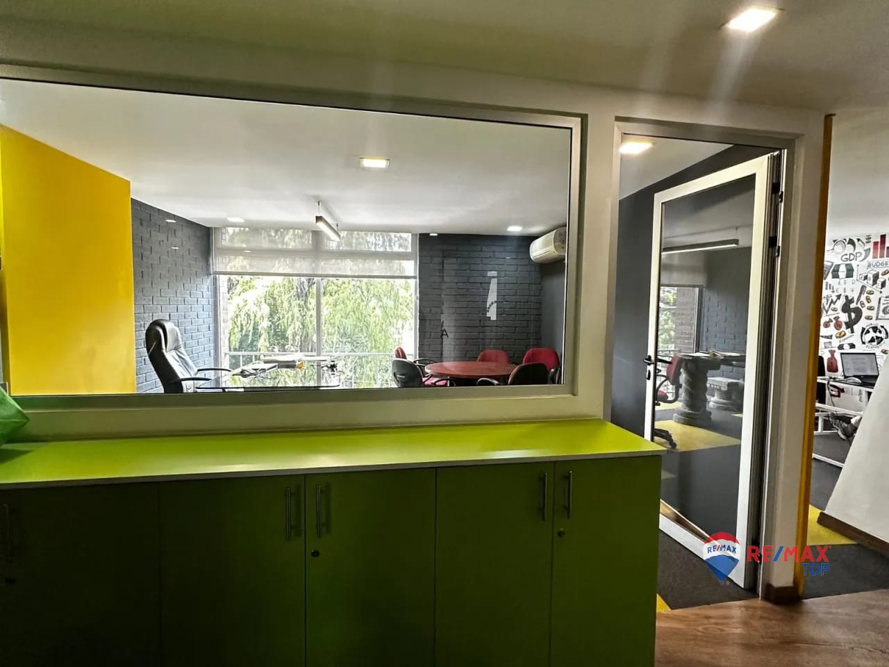 Zona 9, Oficina en Renta / Venta 750 Mts / Edif. Etisa, Plazuela Españ — Oficina en Venta en Plazuela, Zona 9, Guatemala, Ciudad — foto 1 de 5