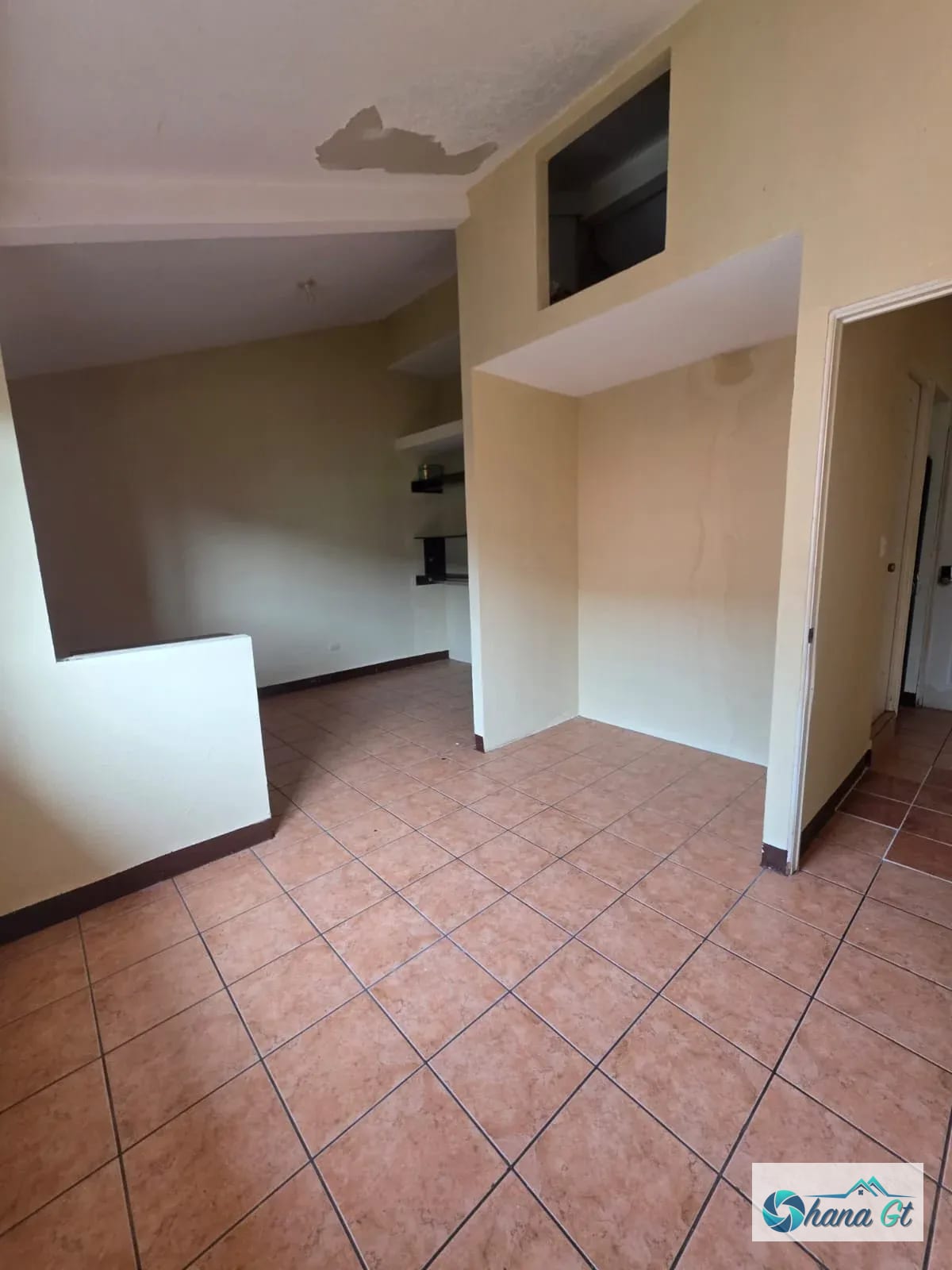CASA EN VENTA, INGRESO POR KM 16.5 CAES — Casa en Venta en Carretera a El Salvador, Guatemala, Ciudad — foto 4 de 16