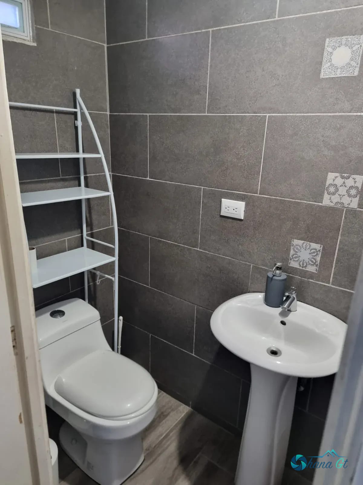 Casa en Venta, Ingreso por KM 16.5 CAES — Casa en Venta en Carretera a El Salvador, Guatemala, Ciudad — foto 15 de 16