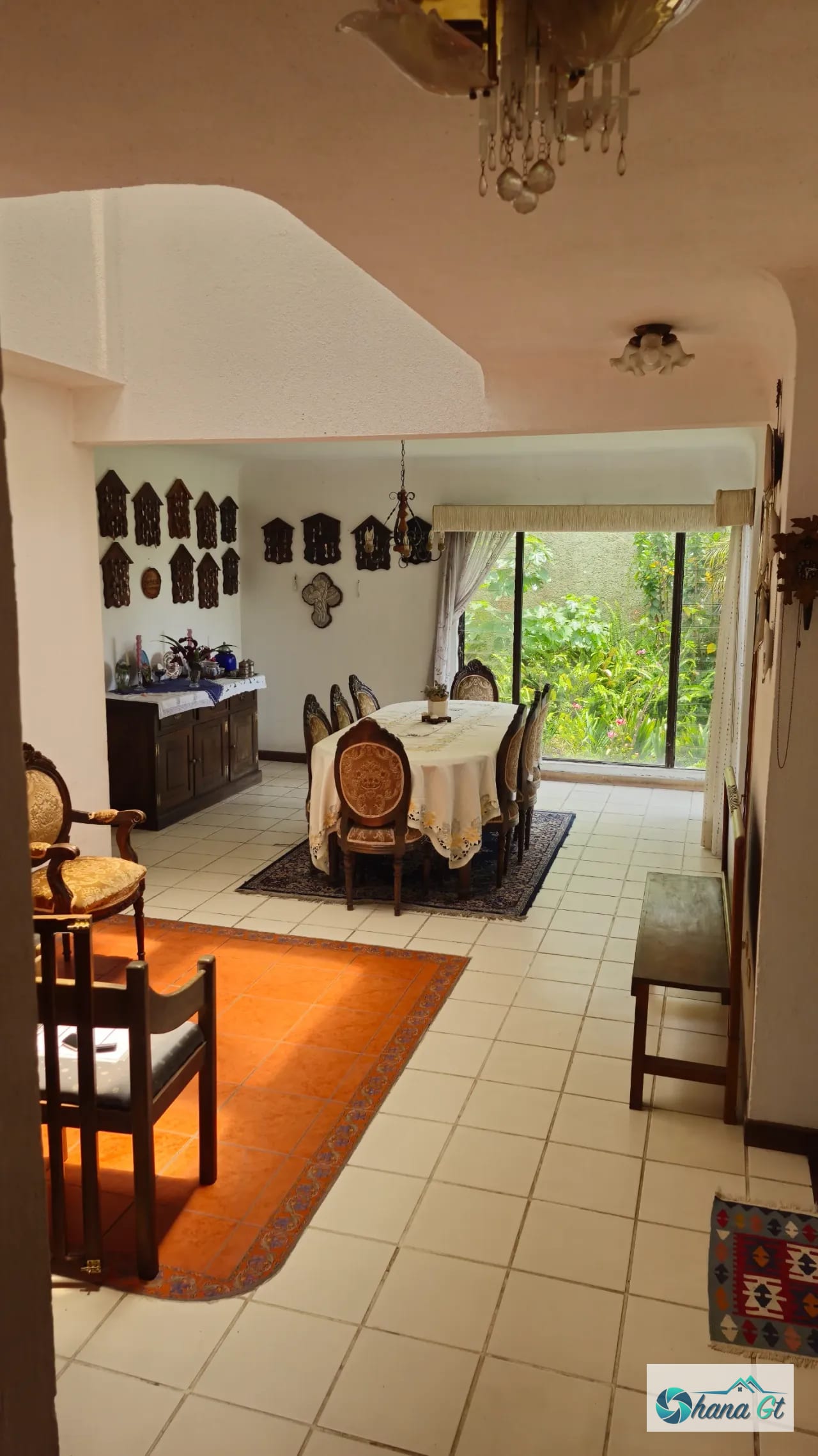 CASA EN VENTA, KM15.8 CAES. EXCELENTE UBICACION — Casa en Venta en Carretera a El Salvador, Guatemala, Ciudad — foto 1 de 14