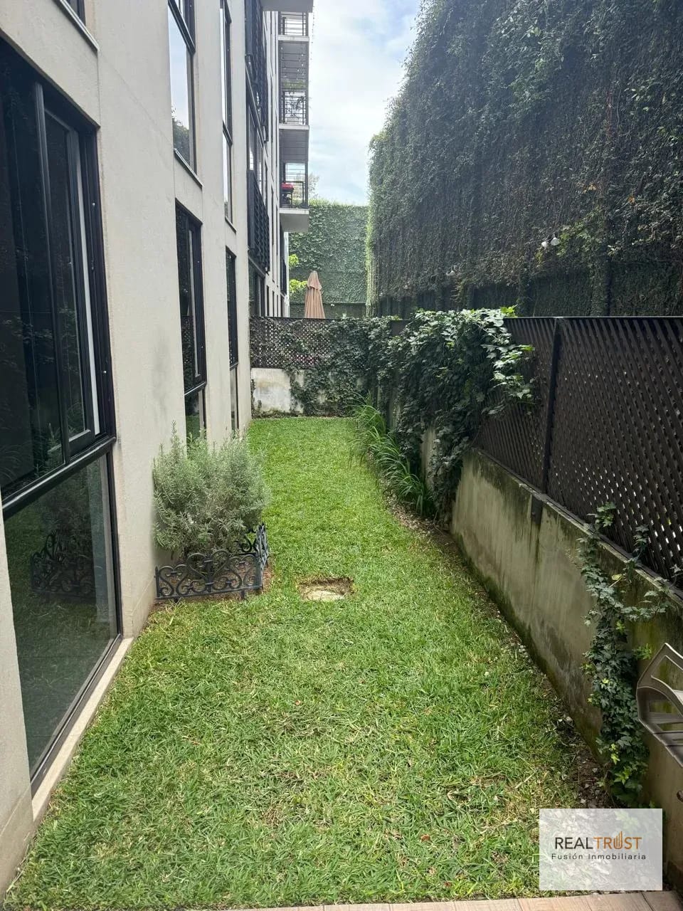 Apartamento en venta Edificio Be14 zona 14 primer nivel con jardín. — Apartamento en Venta en Be14, Zona 14, Guatemala, Ciudad — foto 16 de 16