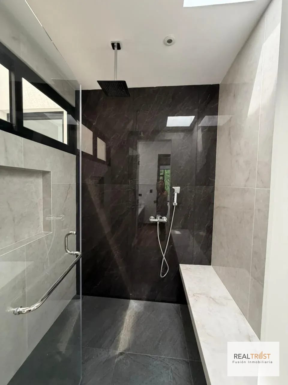 Casa Nueva para Estrenar en el Tajín KM 18 CES — Casa en Venta en El Tajin, Carretera a El Salvador, Guatemala, Ciudad — foto 8 de 17
