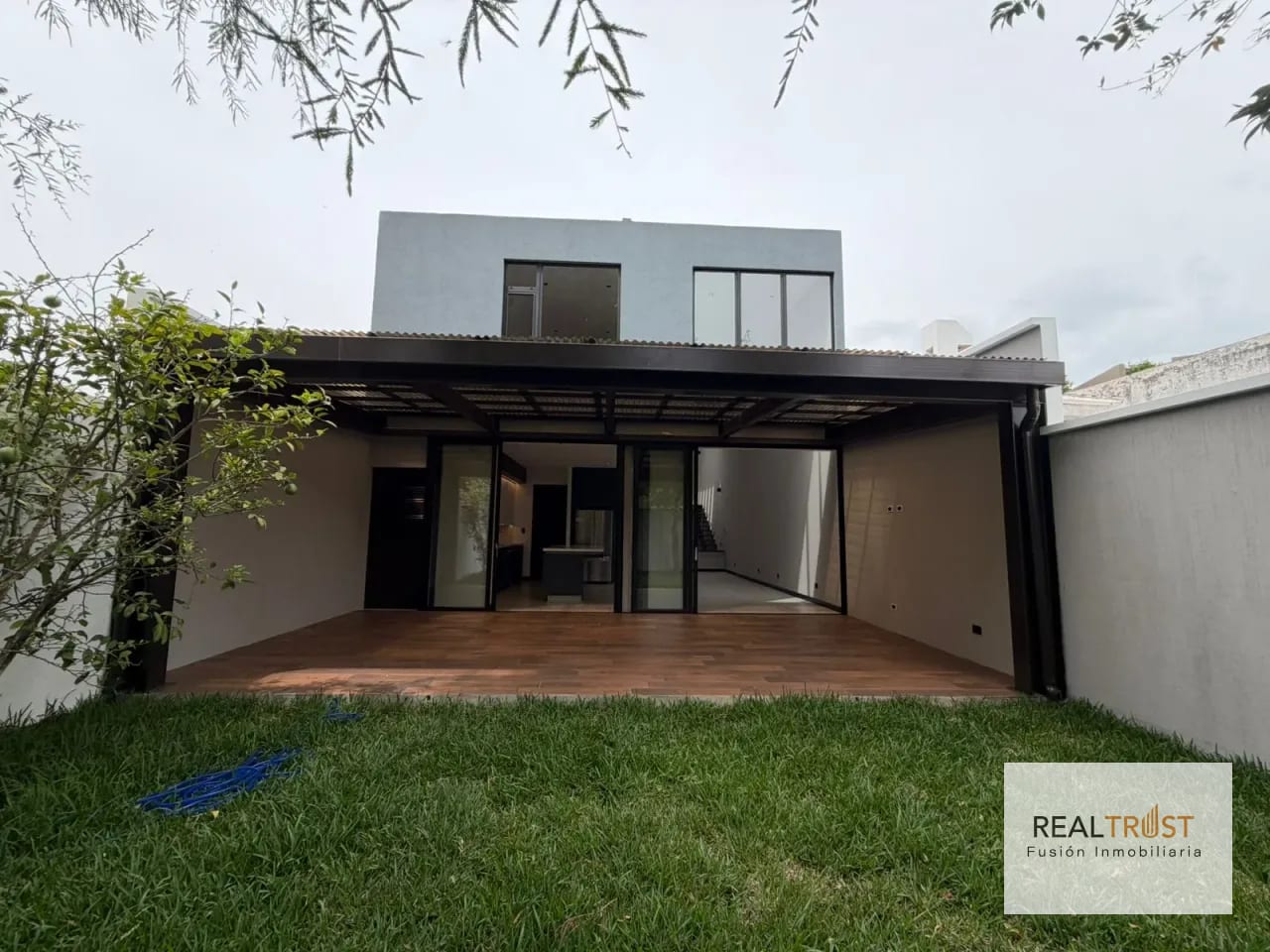 Casa Nueva para Estrenar en el Tajín KM 18 CES — Casa en Venta en El Tajin, Carretera a El Salvador, Guatemala, Ciudad — foto 11 de 17