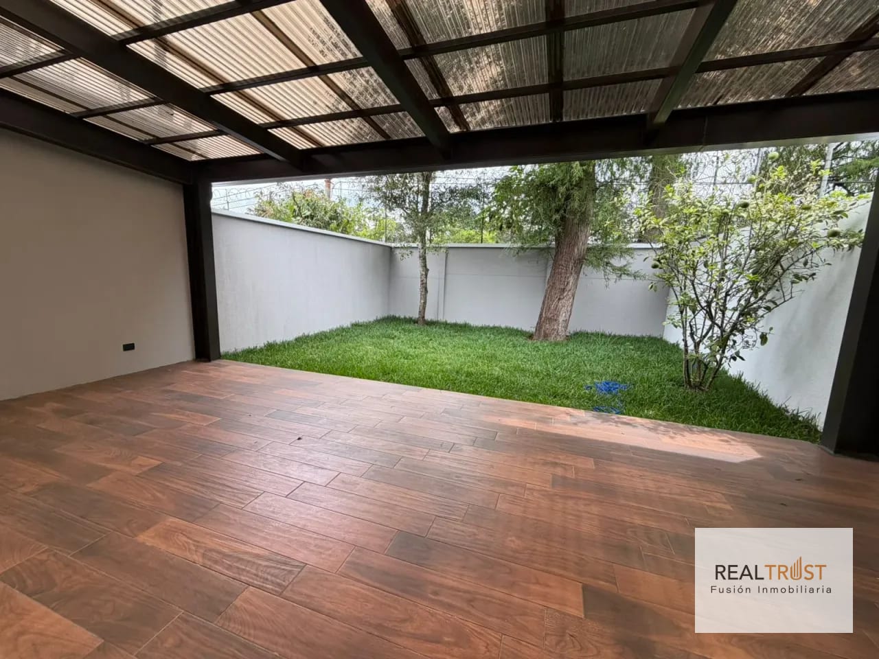 Casa Nueva para Estrenar en el Tajín KM 18 CES — Casa en Venta en El Tajin, Carretera a El Salvador, Guatemala, Ciudad — foto 13 de 17
