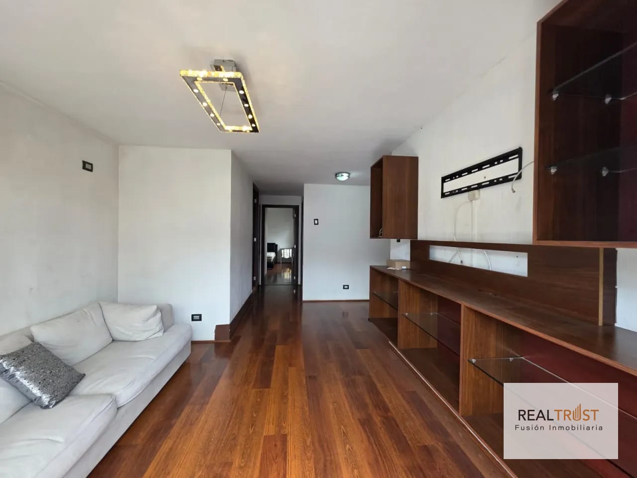 Casa en venta San Cristobal — Casa en Venta en Zona 8 Mixco, Guatemala, Ciudad — foto 12 de 16
