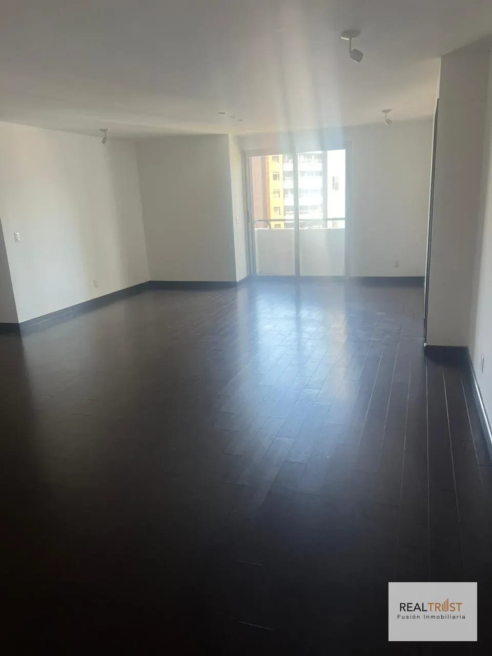 Apartamento Attica II en renta zona 14 — Apartamento en Alquiler en Zona 14, Guatemala, Ciudad — foto 1 de 17