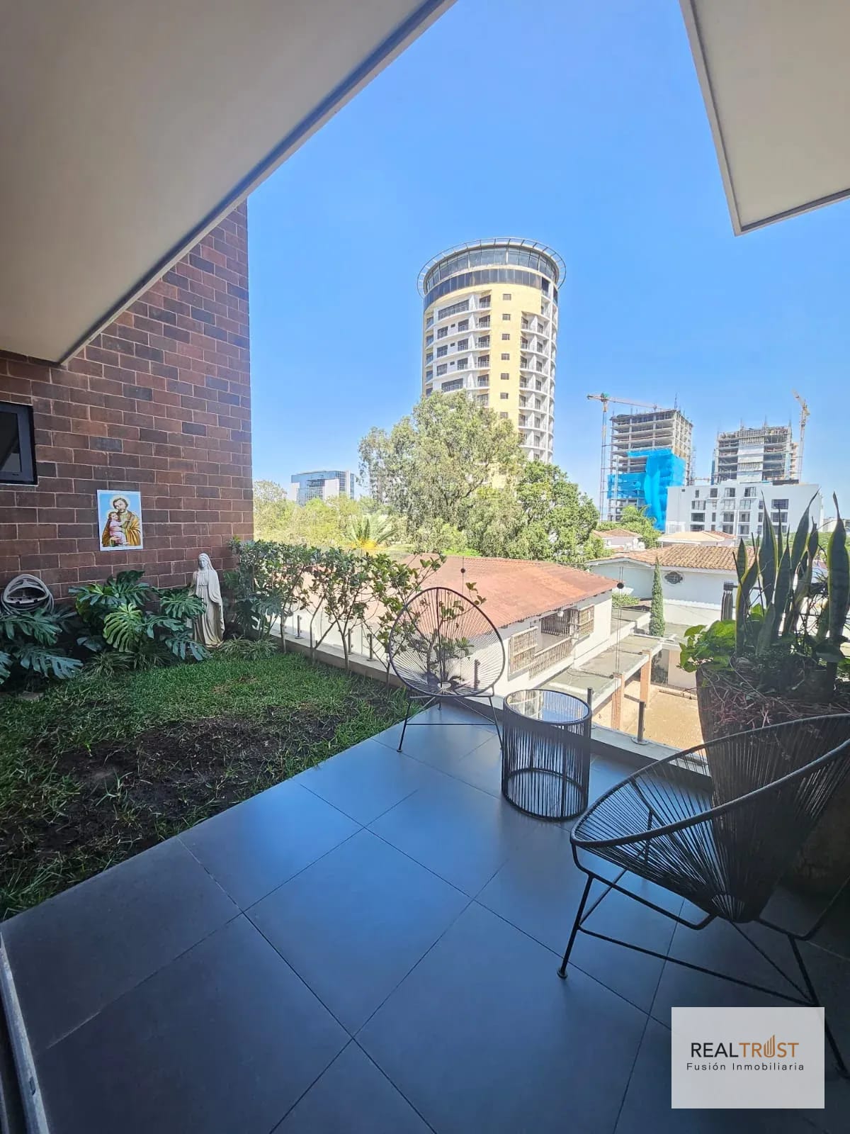 Apartamento en Laurel Vista Hermosa 1 — Apartamento en Venta en Zona 15, Guatemala, Ciudad — foto 5 de 14