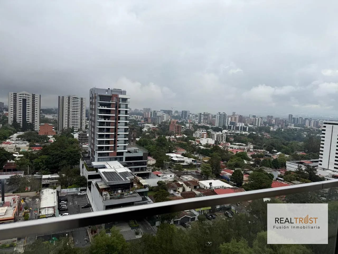 Alquilo Apartamento en Gaura — Apartamento en Alquiler en Gaura, Zona 15, Guatemala, Ciudad — foto 3 de 17