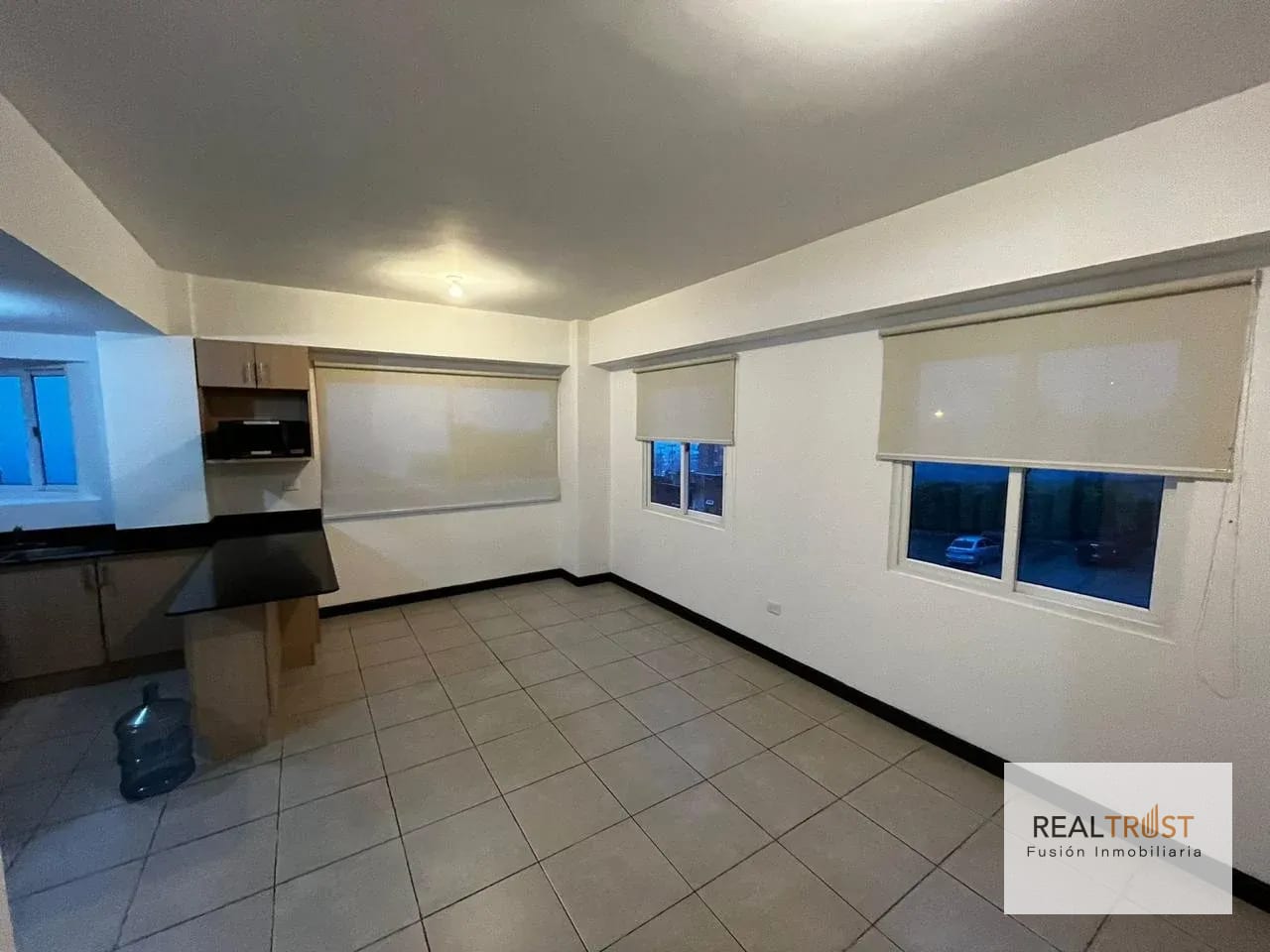 Apartamento en renta Cañada 16 zona 16 — Apartamento en Alquiler en Zona 16, Guatemala, Ciudad — foto 1 de 6