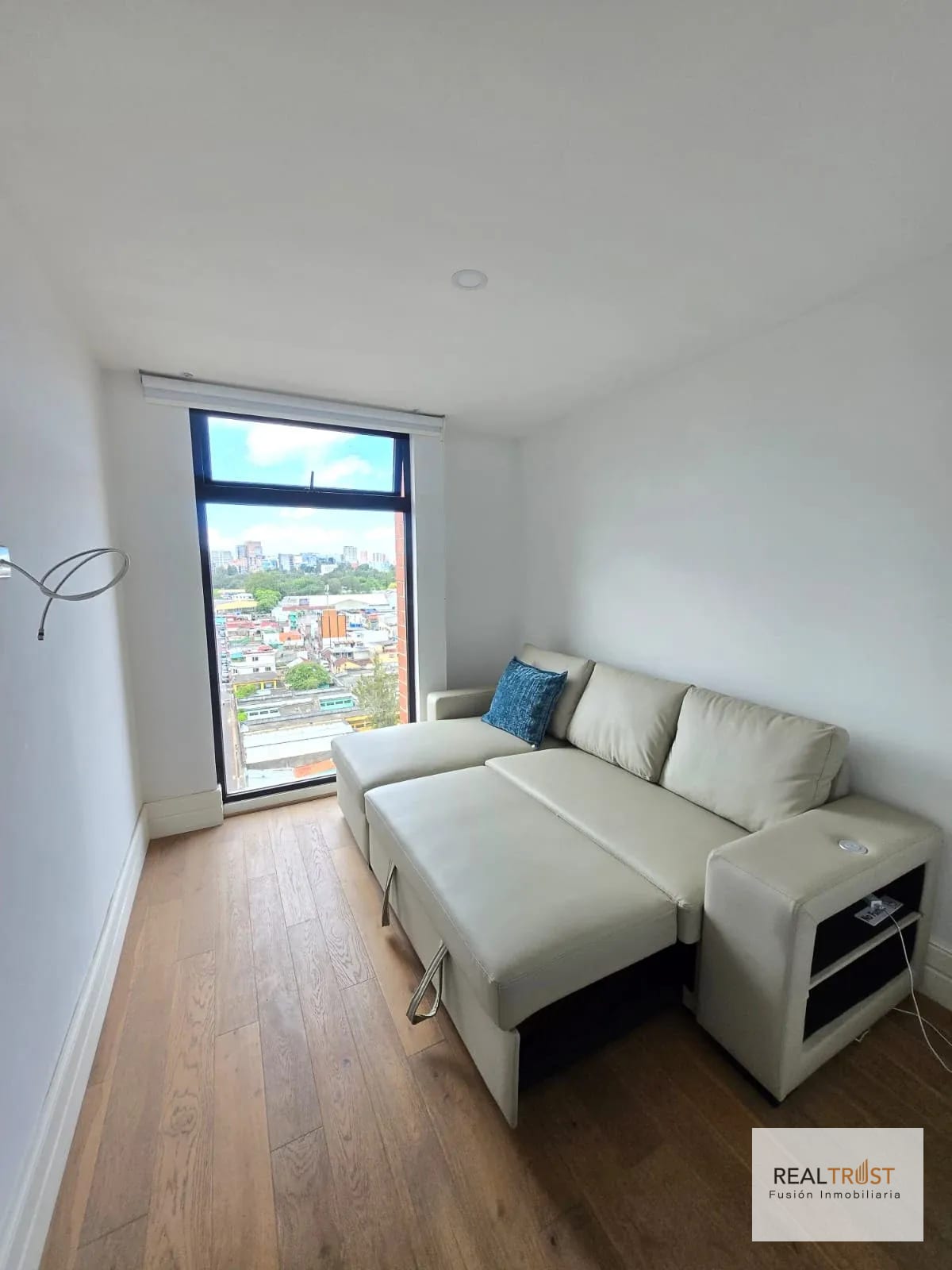 Apartamento full amueblado zona 5 Edificio Centrico — Apartamento en Venta en Zona 5, Guatemala, Ciudad — foto 4 de 13