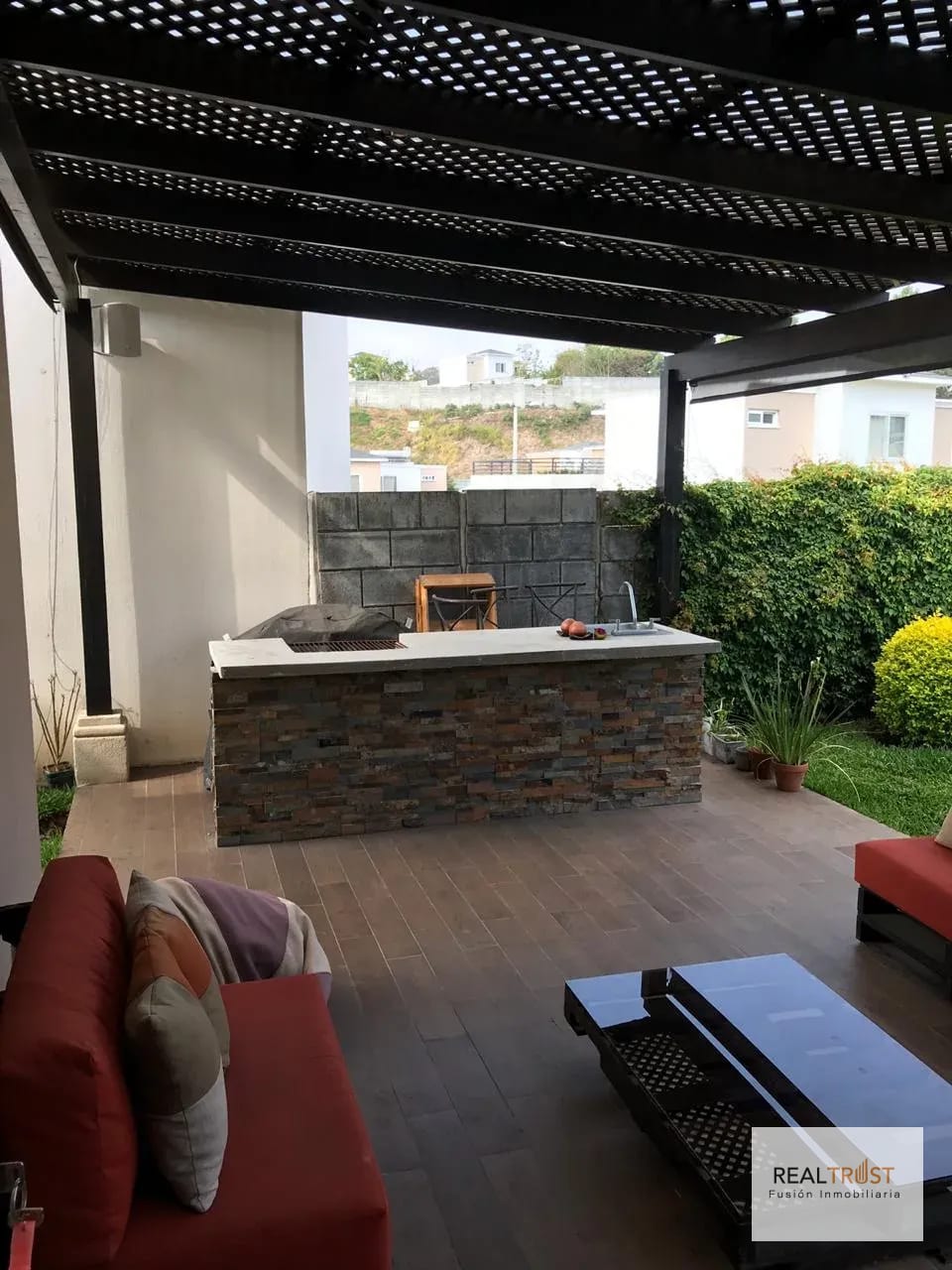 En venta Fontana km 25 Caes — Casa en Venta en Carretera a El Salvador, Guatemala, Ciudad — foto 1 de 9