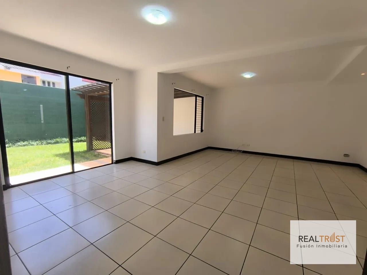 Casa en renta Condominio Terravista Caes — Casa en Alquiler en Carretera a El Salvador, Guatemala, Ciudad — foto 14 de 17