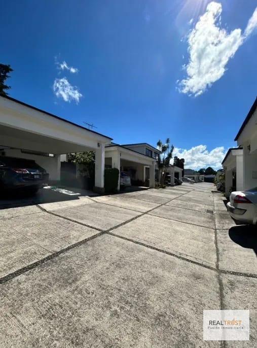 Casa en venta Arrazola entrada a Olmeca — Casa en Venta en Carretera a El Salvador, Guatemala, Ciudad — foto 4 de 17