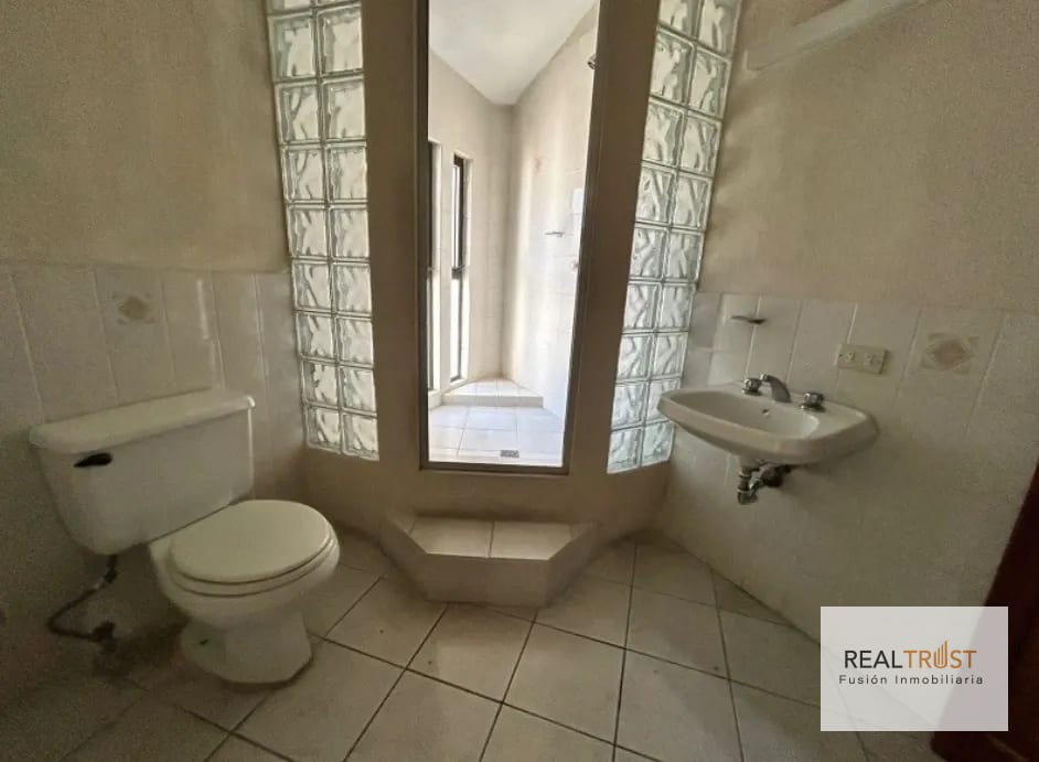 Casa en venta Arrazola entrada a Olmeca — Casa en Venta en Carretera a El Salvador, Guatemala, Ciudad — foto 6 de 17