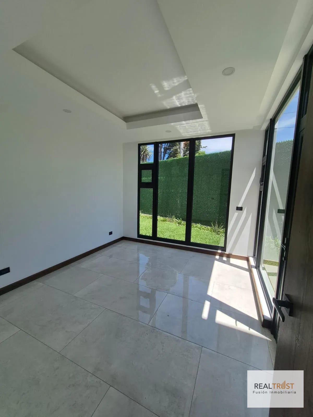 Casa para Estrenar en Condominio Arrazola 1, km 17.5 Carretera al Salvador — Casa en Venta en Carretera a El Salvador, Guatemala, Ciudad — foto 6 de 17