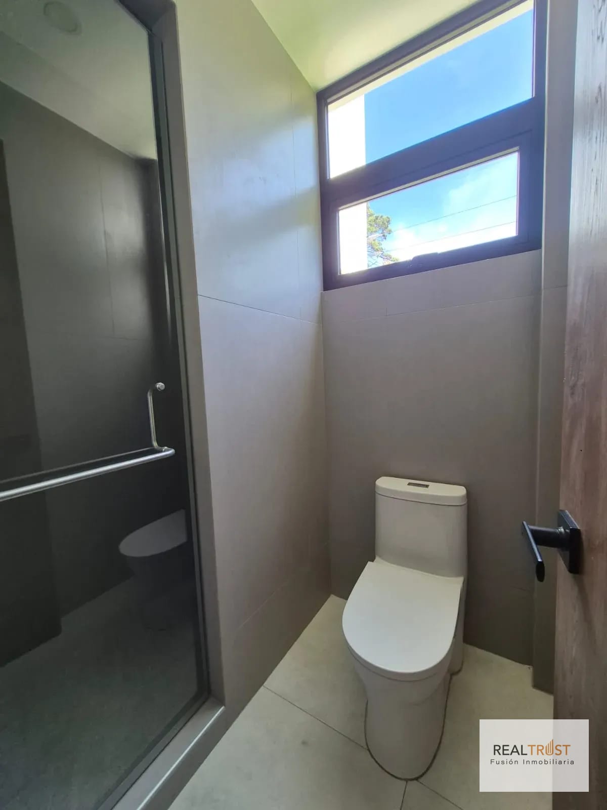 Casa para Estrenar en Condominio Arrazola 1, km 17.5 Carretera al Salvador — Casa en Venta en Carretera a El Salvador, Guatemala, Ciudad — foto 8 de 17