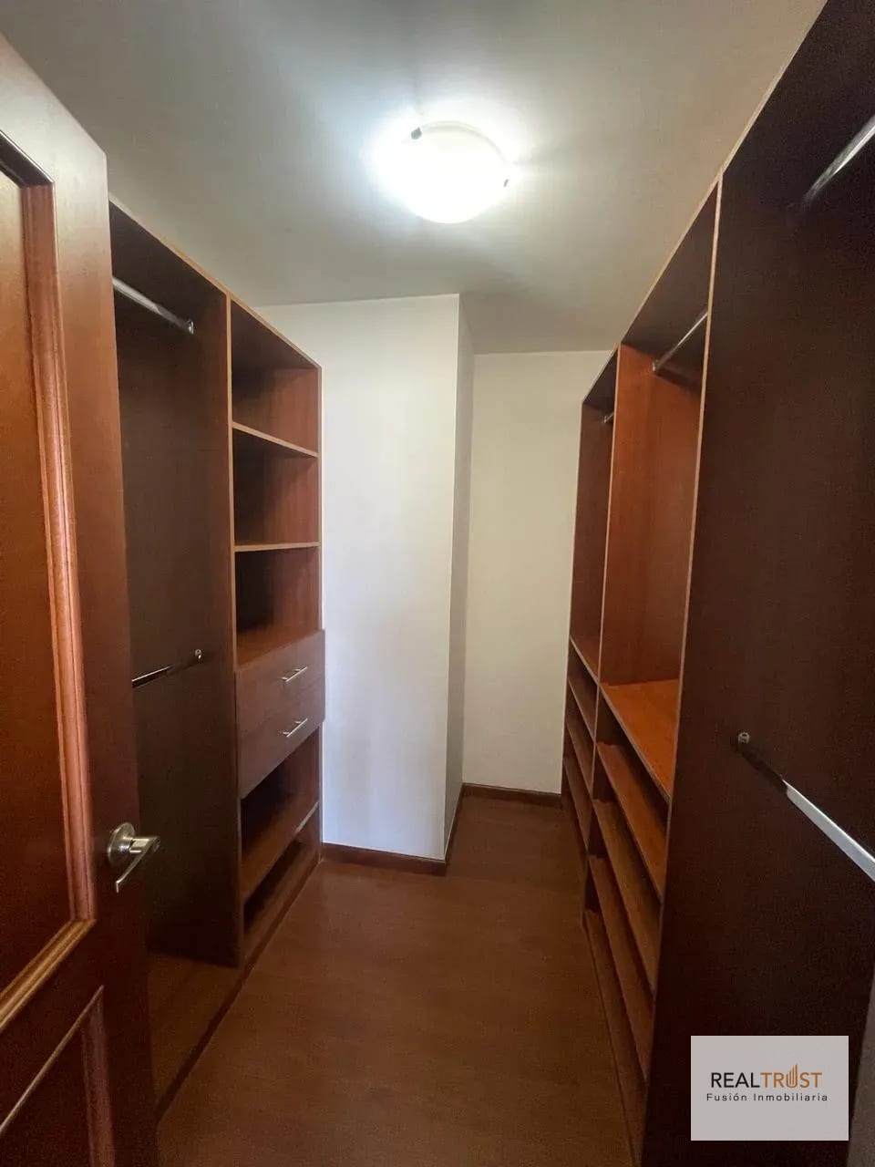 Apartamento en renta Botticelli zona 15 — Apartamento en Alquiler en Zona 15, Guatemala, Ciudad — foto 15 de 17