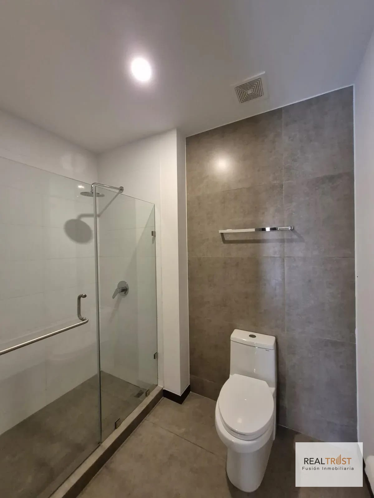 Amplio Apartamento en renta Sector San Lázaro, Zona 15 — Apartamento en Alquiler en Zona 15, Guatemala, Ciudad — foto 9 de 15