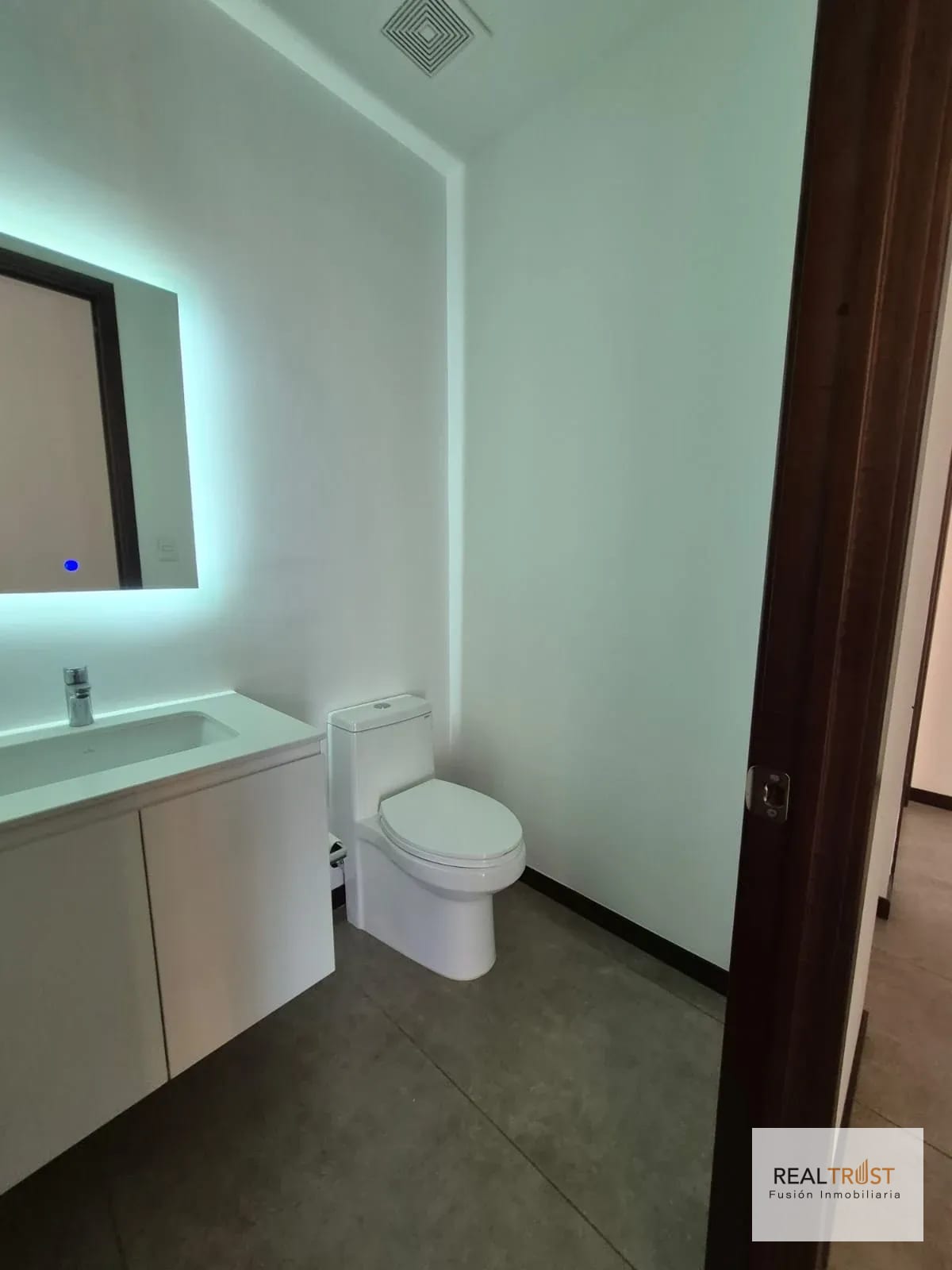 Moderno Apartamento en renta Sector San Lázaro, Zona 15 — Apartamento en Alquiler en Zona 15, Guatemala, Ciudad — foto 3 de 11
