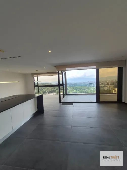 En Venta Moderno Penthouse con Increibles Vistas, San Lázaro Zona 15 — Apartamento en Venta en Zona 15, Guatemala, Ciudad — foto 14 de 16