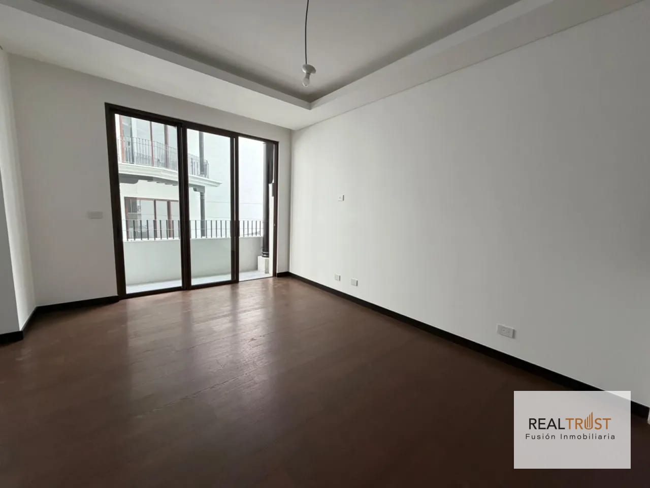 Apartamento en renta Nogales de Cayalá zona 16 — Apartamento en Alquiler en Zona 16, Guatemala, Ciudad — foto 1 de 16
