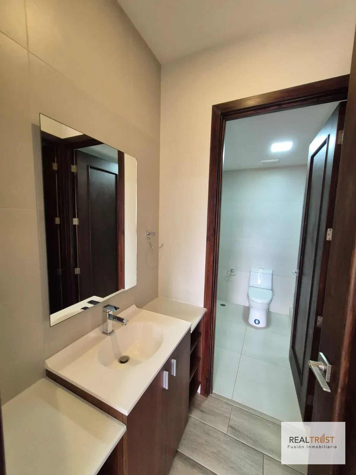 En Renta Apartamento Zona 15 Vista Hermosa 2 — Apartamento en Alquiler en Zona 15, Guatemala, Ciudad — foto 7 de 17