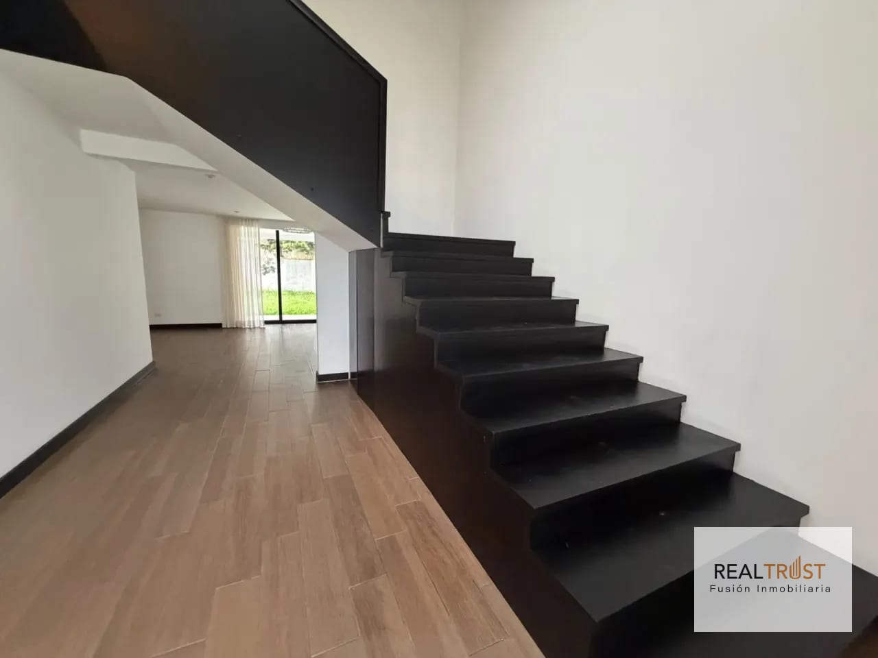 Casa en Venta en Llanos de Arrazola KM 16.5 CAES — Casa en Venta en Carretera a El Salvador, Guatemala, Ciudad — foto 2 de 14