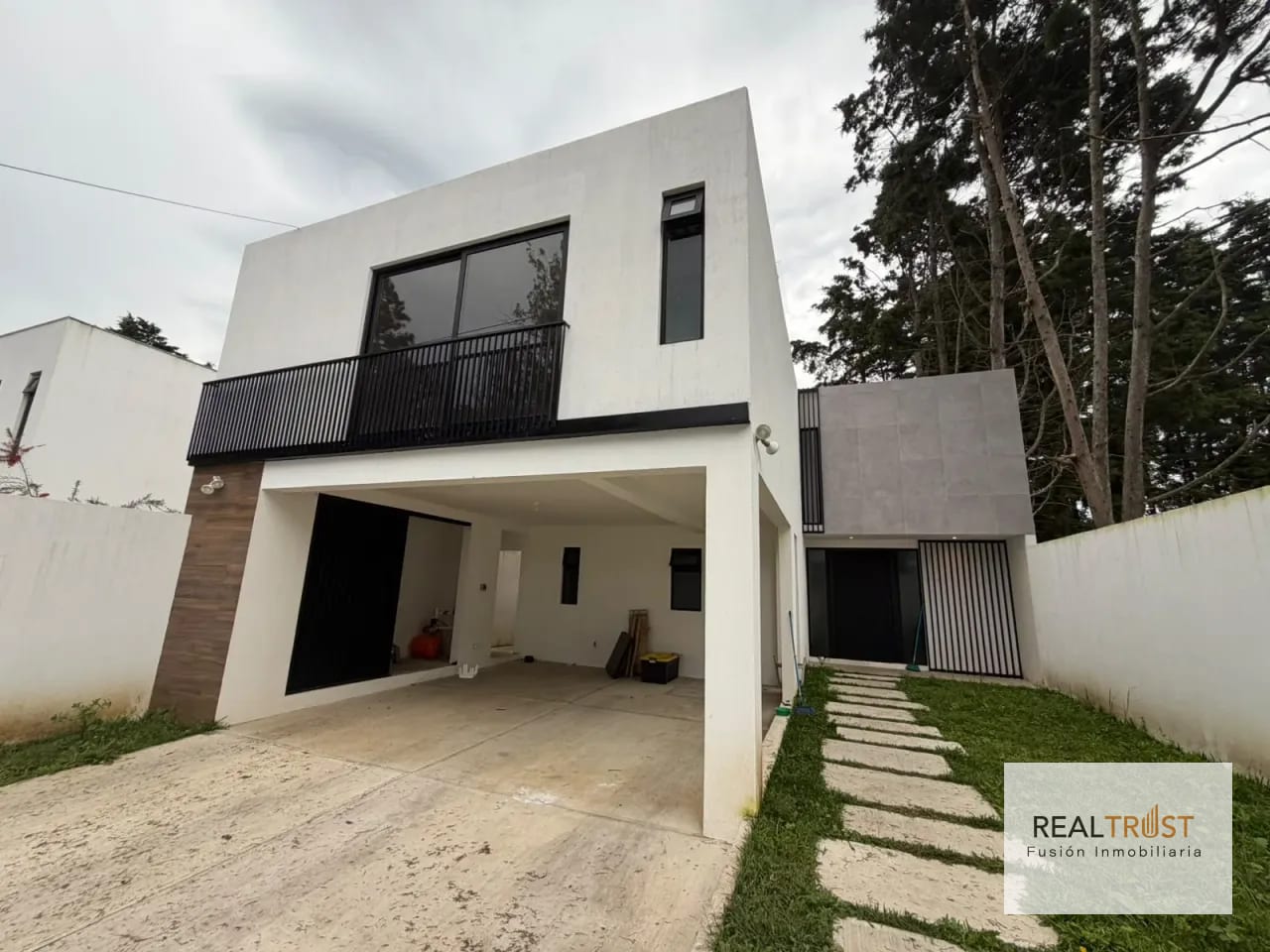 Casa en Venta en Llanos de Arrazola KM 16.5 CAES — Casa en Venta en Carretera a El Salvador, Guatemala, Ciudad — foto 1 de 14