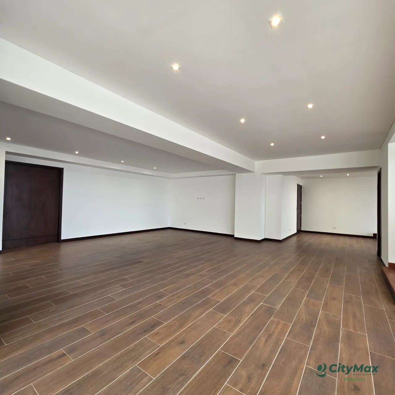 PentHouse en Venta en Oakland Zona 10 Guatemala — Apartamento en Venta en Oakland I, Zona 10, Guatemala, Ciudad — foto 15 de 16