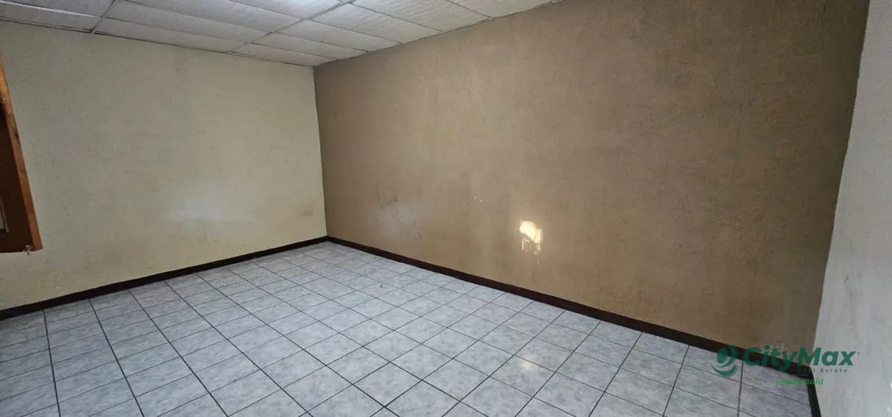 Amplia Casa en Venta o Renta en Colmenas Villas Canales — Casa en Venta en Villa Canales, Guatemala, Ciudad — foto 5 de 11