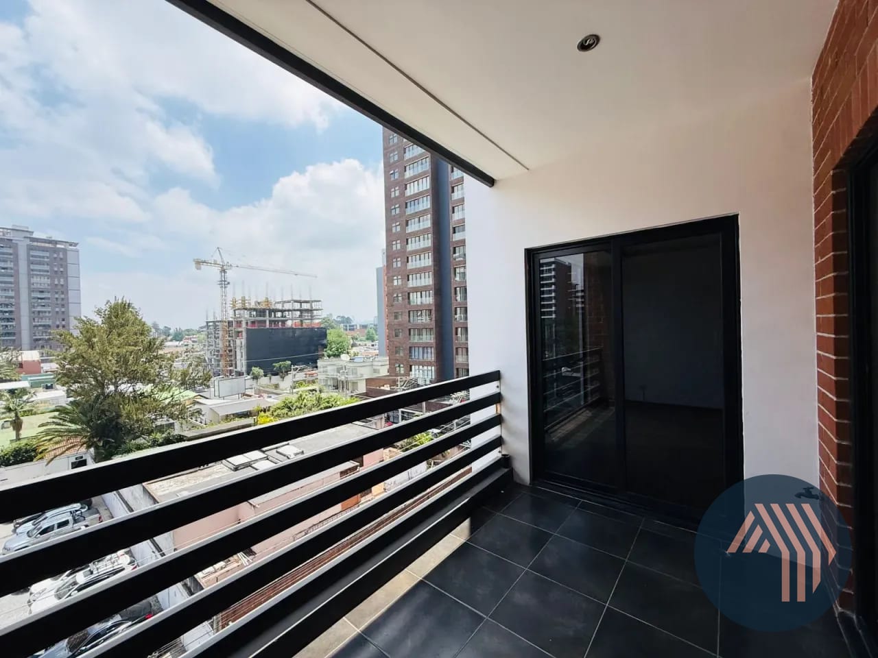 ALQUILER DE CÉNTRICO Y LINDO APARTAMENTO - TORRE DEL VALLE, ZONA 10 — Apartamento en Alquiler en Torre Del Valle, Zona 10, Guatemala, Ciudad — foto 14 de 16