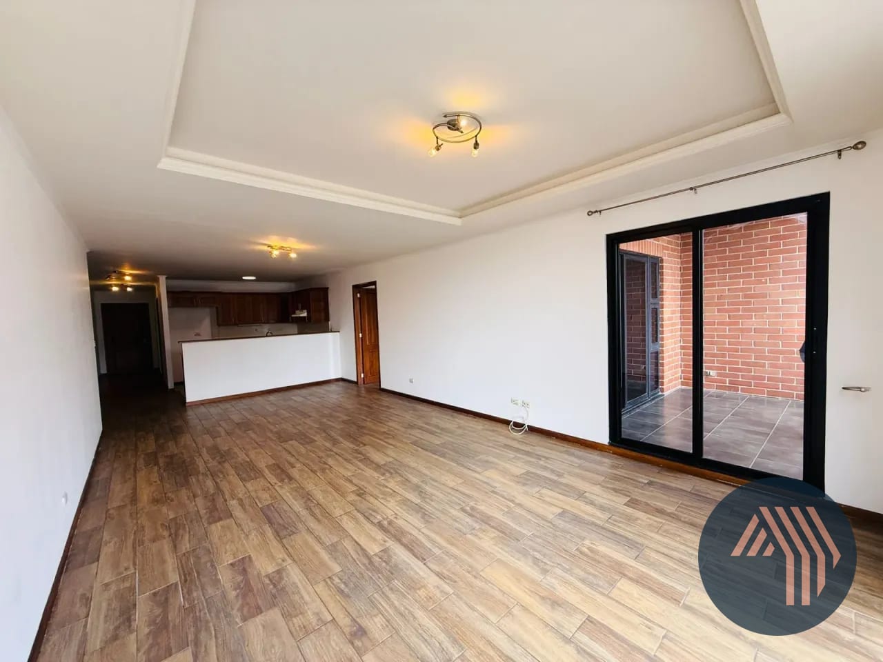 ALQUILER DE CÉNTRICO Y LINDO APARTAMENTO - TORRE DEL VALLE, ZONA 10 — Apartamento en Alquiler en Torre Del Valle, Zona 10, Guatemala, Ciudad — foto 7 de 16