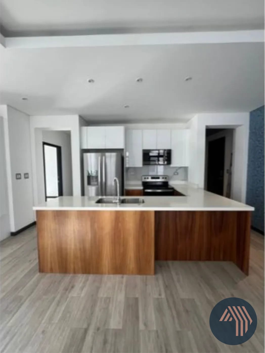 Alquiler de Hermoso Apartamento - Lirios de Cayalá, Zona 16 — Apartamento en Alquiler en Lirios de Cayalá I, Zona 16, Guatemala, Ciudad — foto 1 de 17