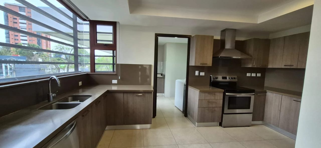 Lindo Apartamento en Alquiler Zona 14 — Apartamento en Alquiler en Santa Inés, Zona 14, Guatemala, Ciudad — foto 4 de 13