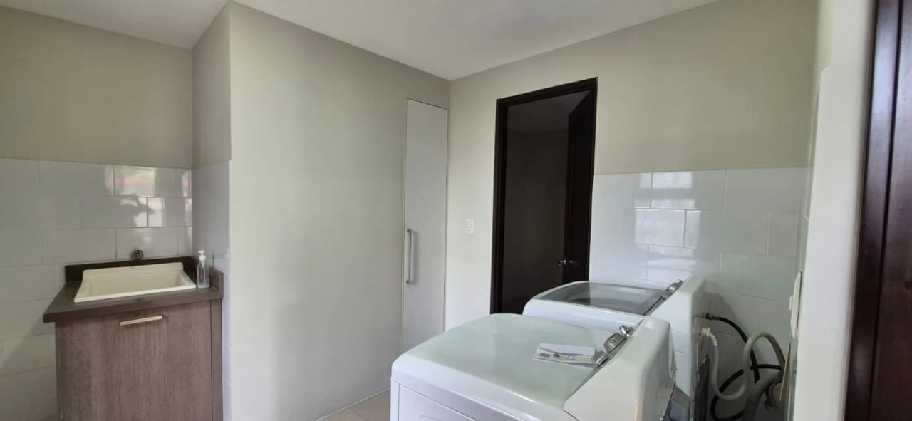 Lindo Apartamento en Alquiler Zona 14 — Apartamento en Alquiler en Santa Inés, Zona 14, Guatemala, Ciudad — foto 6 de 13