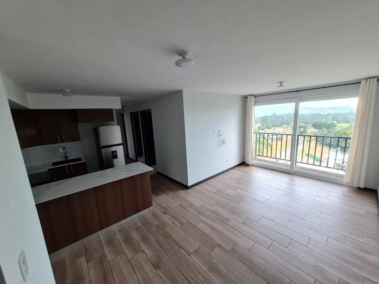 Venta de Apartamento en Edificio Bari CAES — Apartamento en Venta en Bari, Carretera a El Salvador, Guatemala, Ciudad — foto 4 de 15