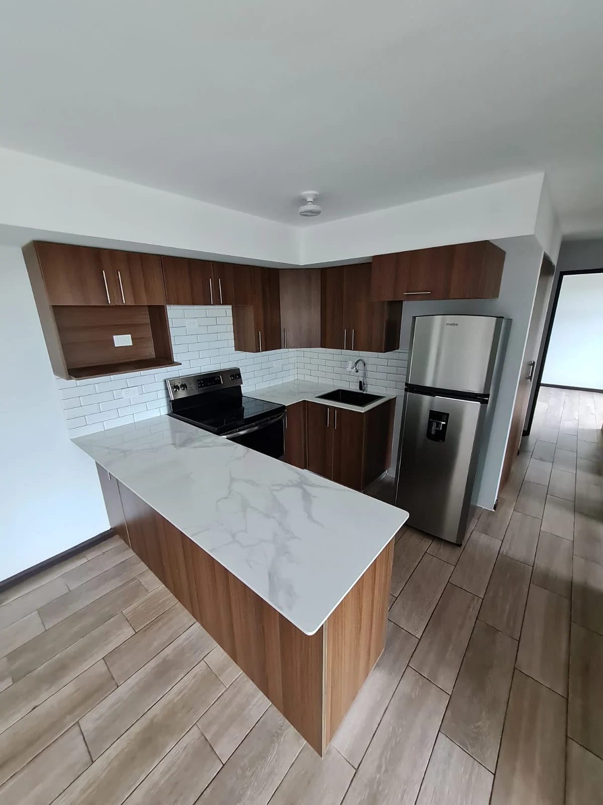 Venta de Apartamento en Edificio Bari CAES — Apartamento en Venta en Bari, Carretera a El Salvador, Guatemala, Ciudad — foto 6 de 15