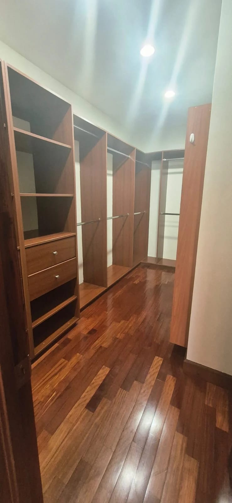 Apartamento en Alquiler Súper amplio en Zona 14 San Angel — Apartamento en Alquiler en San Ángel, Zona 14, Guatemala, Ciudad — foto 16 de 16