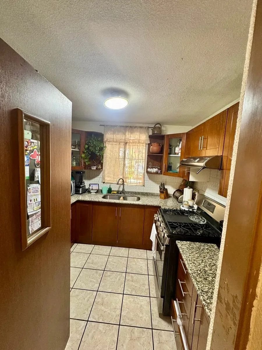 Venta de Casa Colina de Monte María Sur — Casa en Venta en Villa Nueva, Guatemala, Ciudad — foto 5 de 12