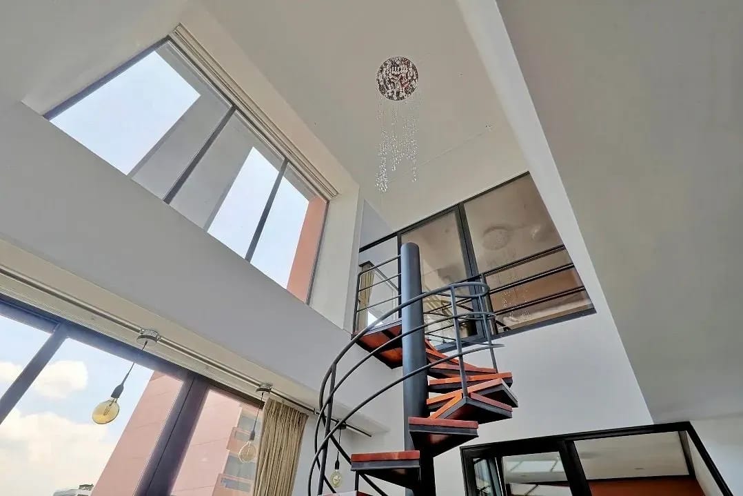 Venta Apartamento en el corazón de zona 10 INVERSION RENTABLE — Apartamento en Venta en Zona 10, Guatemala, Ciudad — foto 2 de 11
