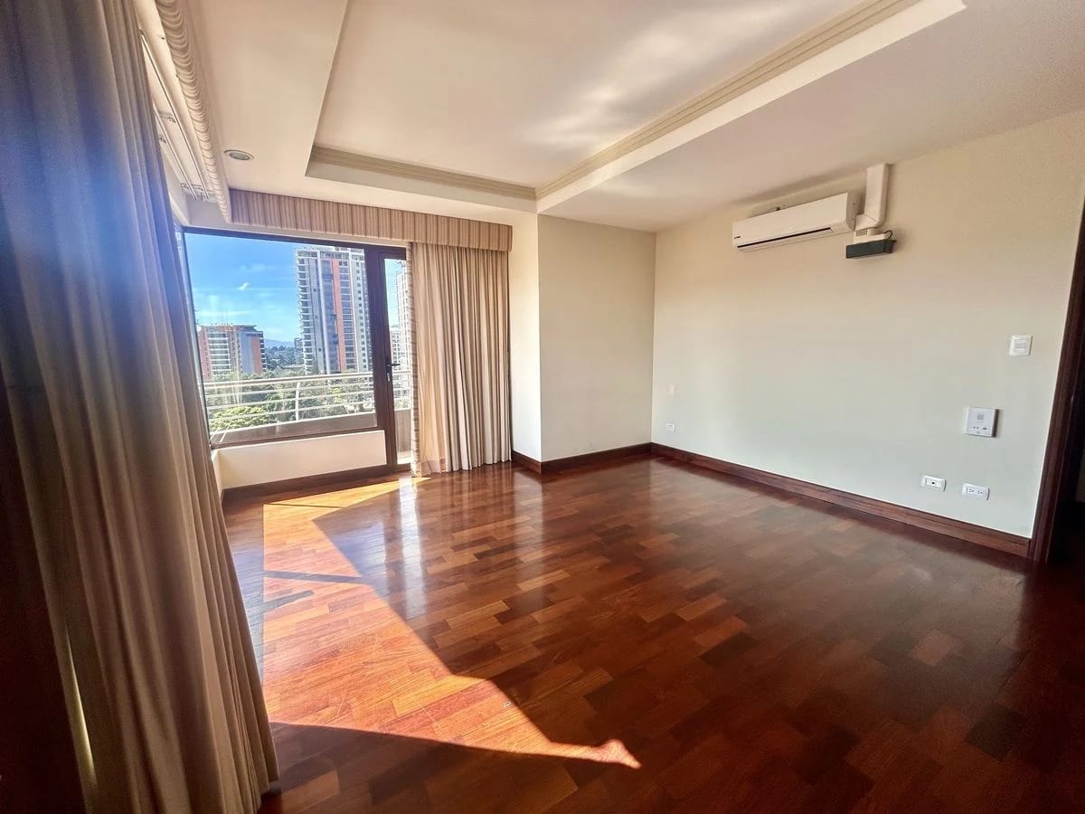 Apartamento en Alquiler en ubicación privilegiada Santa María — Apartamento en Alquiler en Santa María, Zona 10, Guatemala, Ciudad — foto 15 de 16