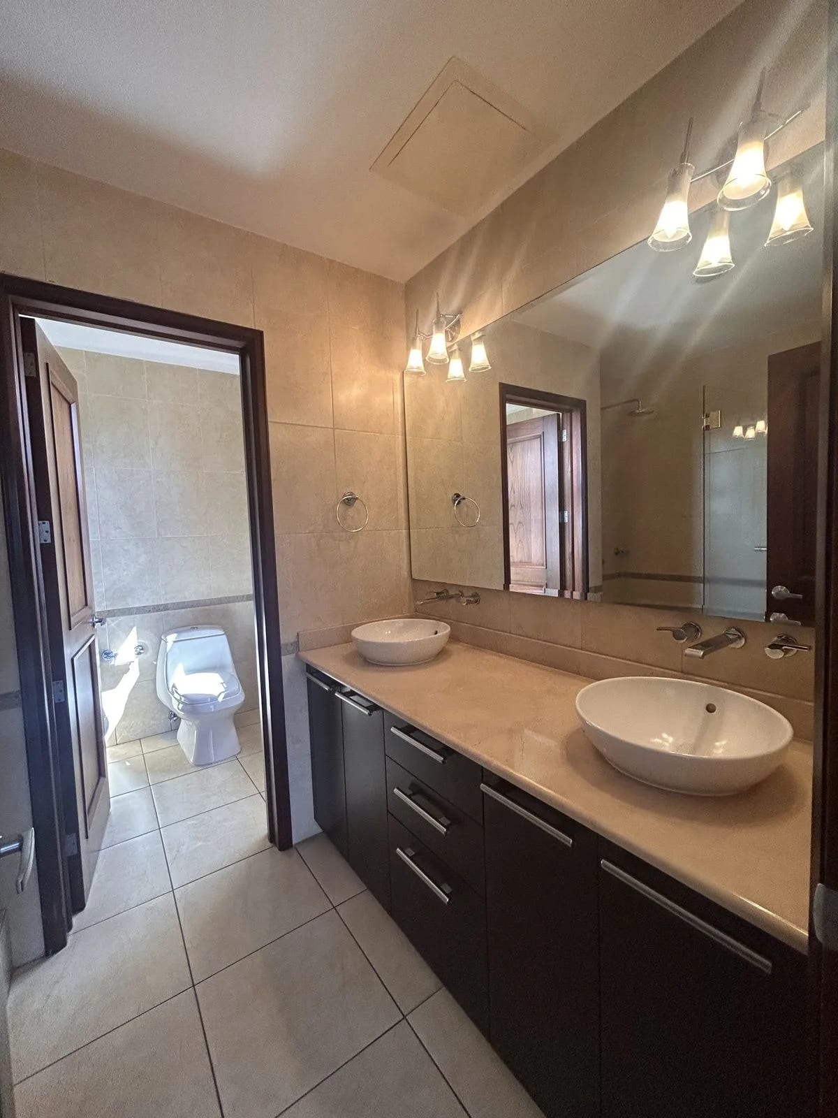 Apartamento en Alquiler en ubicación privilegiada Santa María — Apartamento en Alquiler en Santa María, Zona 10, Guatemala, Ciudad — foto 14 de 16