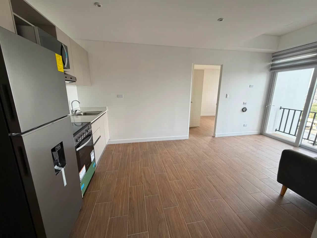 Renta de apartamento nuevo en zona 11 — Apartamento en Alquiler en Zona 11, Guatemala, Ciudad — foto 2 de 9