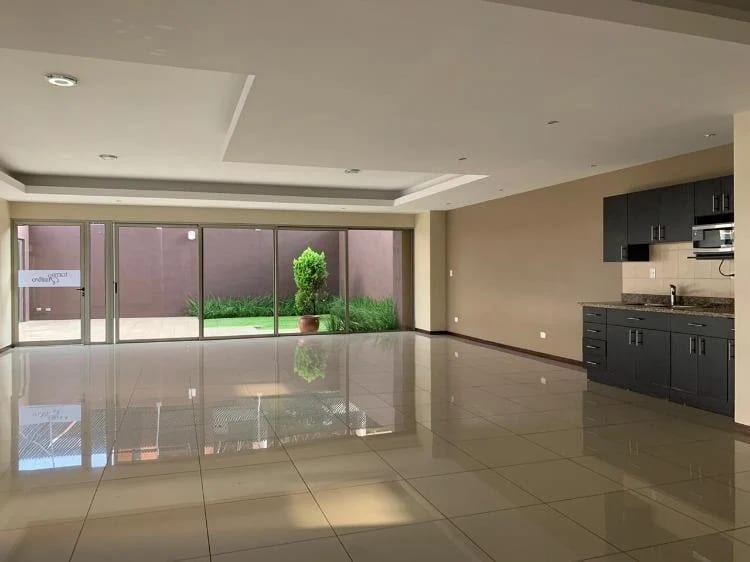 Apartamento en venta en zona 14 — Apartamento en Venta en Zona 14, Guatemala, Ciudad — foto 7 de 9