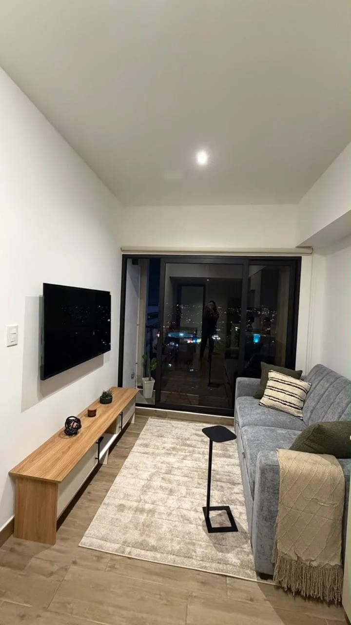 Apartamento amueblado en renta zona 4 — Apartamento en Alquiler en Zona 4, Guatemala, Ciudad — foto 2 de 8