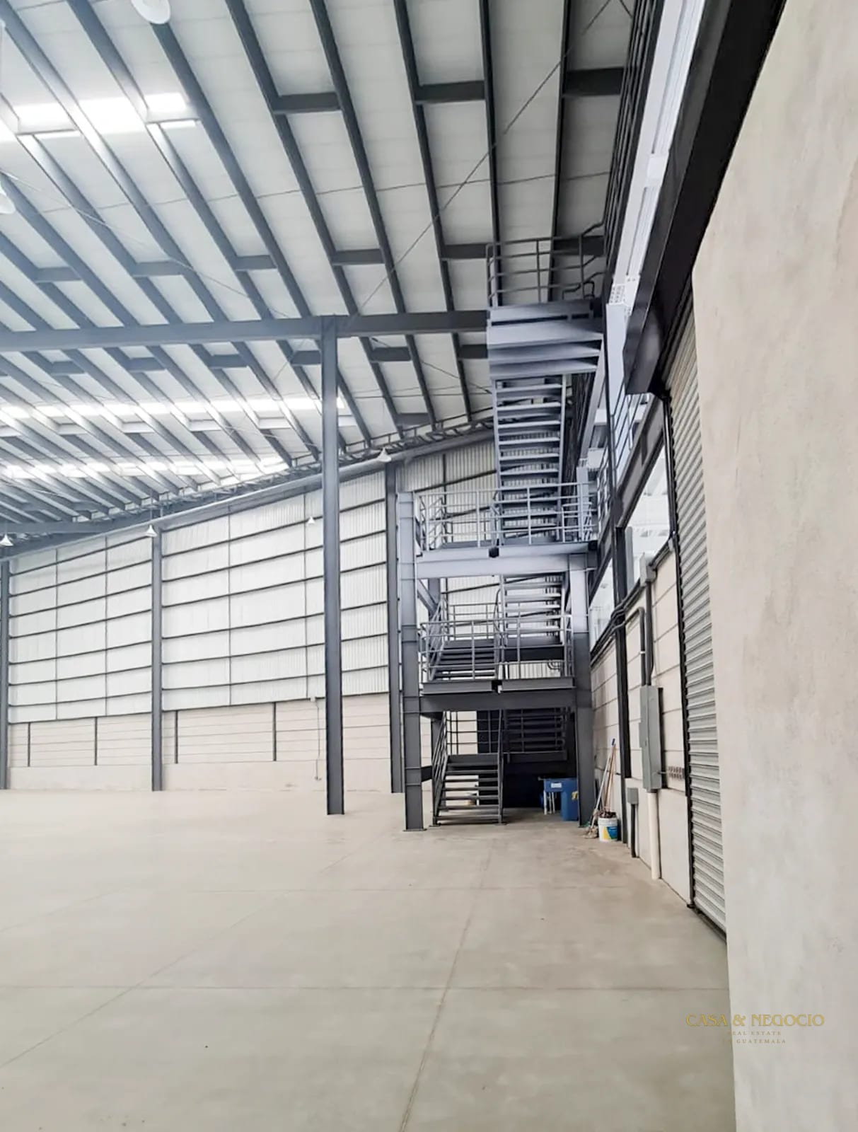 Bodega Industrial en Renta en El Naranjo | 1,634 m² y 12mt de altura — Bodega / Ofibodega en Alquiler en Zona 4 Mixco, Guatemala, Ciudad — foto 2 de 5