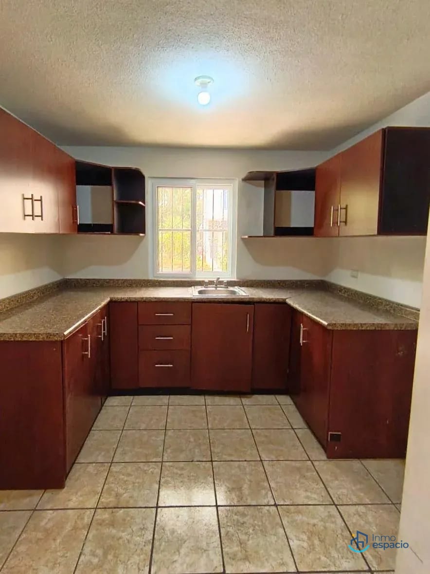 Casa en venta en Colinas de Monte María Sur, Zona 7 Villa Nueva — Casa en Venta en Zona 7 Mixco, Guatemala, Ciudad — foto 4 de 17