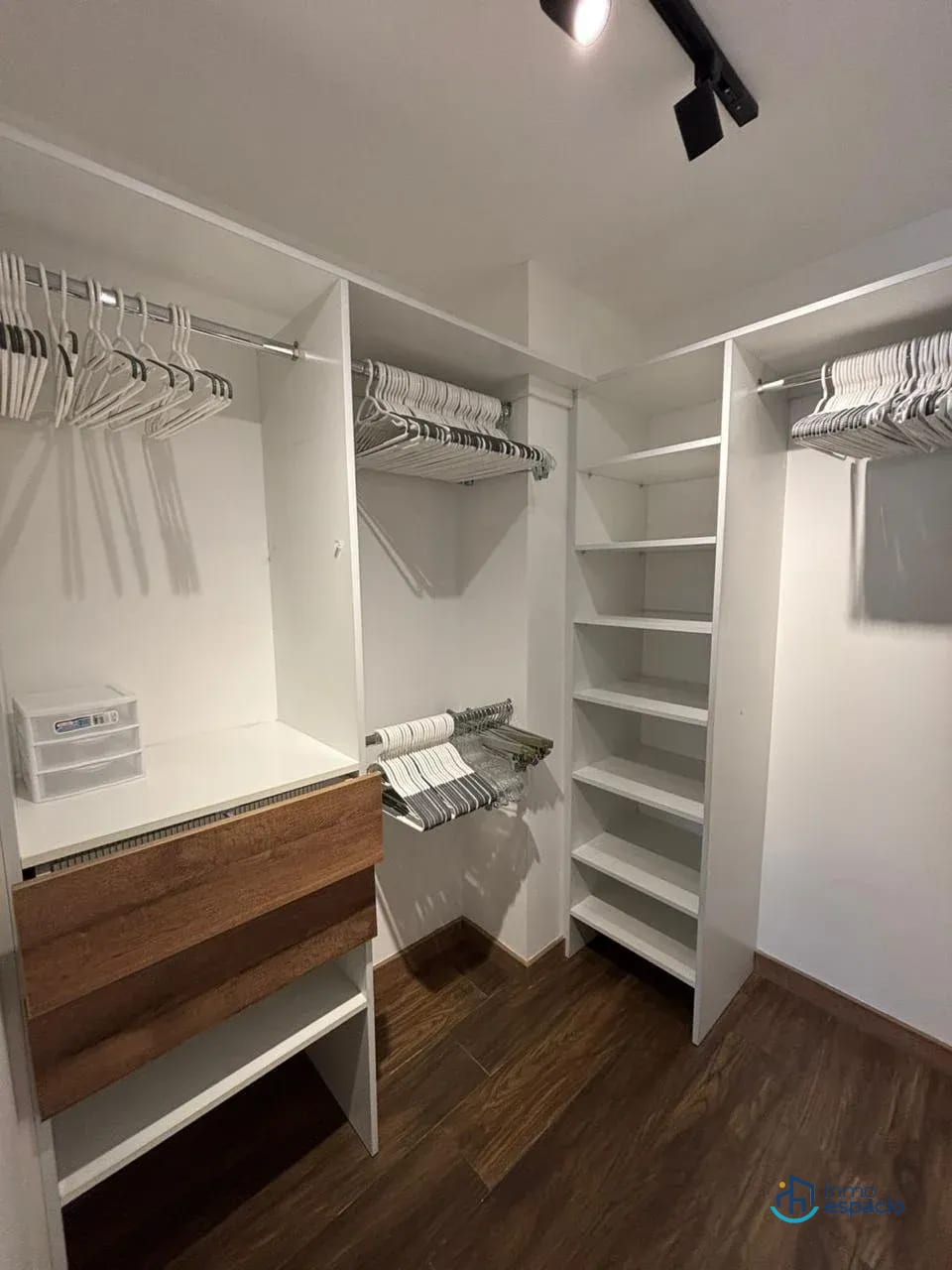 Apartamento en venta en Casa Clara, Zona 10 — Apartamento en Venta en Casa Clara, Zona 10, Guatemala, Ciudad — foto 4 de 17