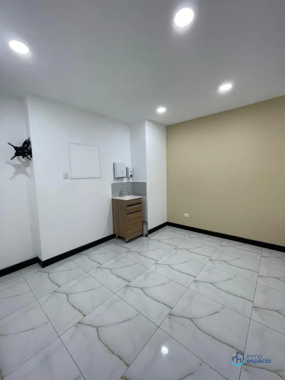 Clínica en renta en Vista Hermosa Zona 15 — Edificio en Alquiler en Prospere 14, Zona 14, Guatemala, Ciudad — foto 9 de 17
